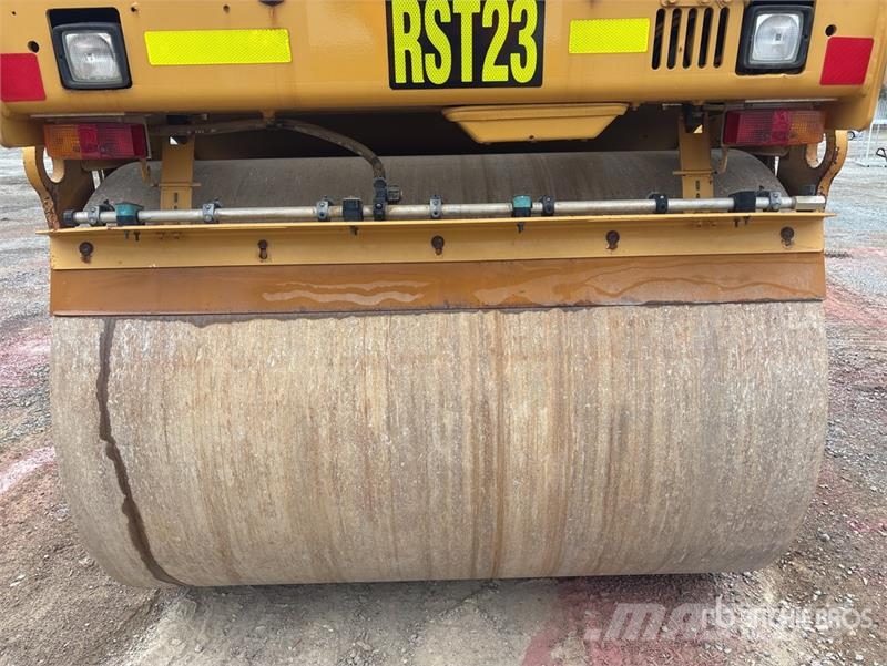 CAT CB44B Double Drum Roller Ikerdobos hengerek