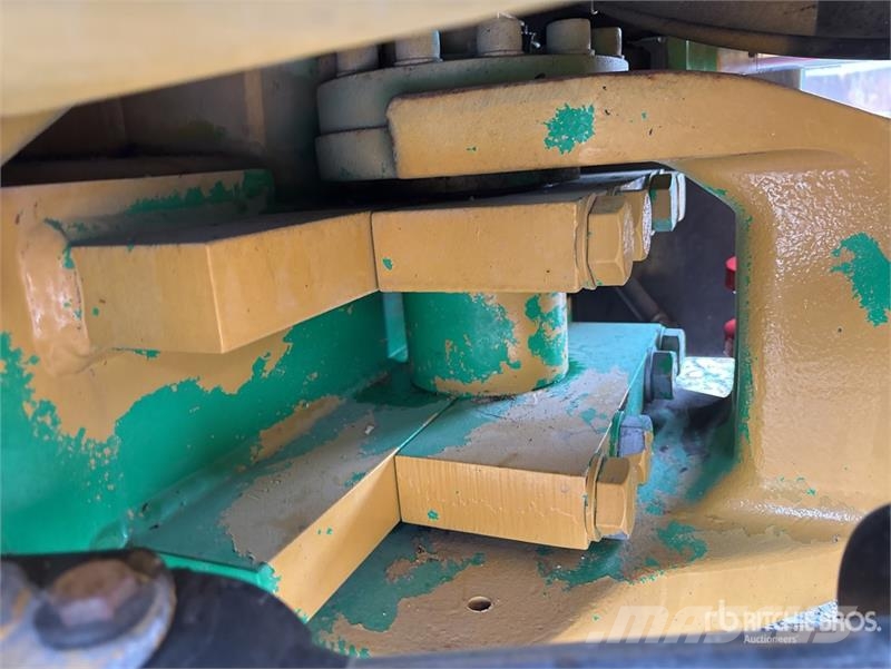 CAT CB44B Double Drum Roller Ikerdobos hengerek