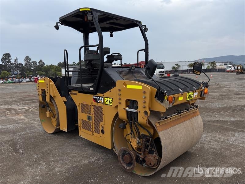 CAT CB44B Double Drum Roller Ikerdobos hengerek