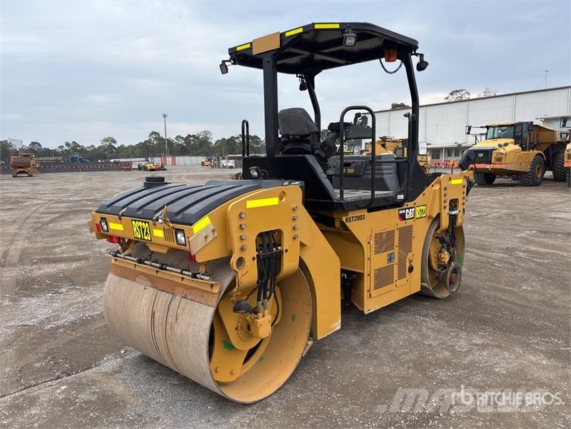 CAT CB44B Double Drum Roller Ikerdobos hengerek