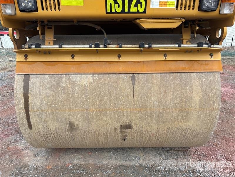 CAT CB44B Double Drum Roller Ikerdobos hengerek