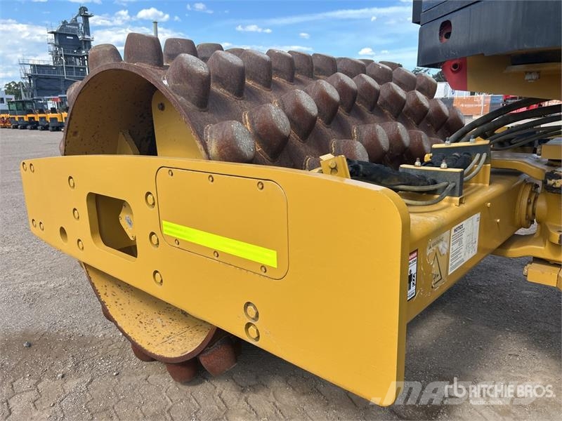 CAT CP-533E Padfoot Drum Compactor Ühe trumliga rullid