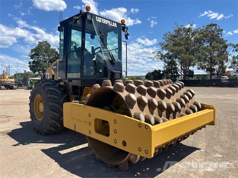 CAT CP-533E Padfoot Drum Compactor Ühe trumliga rullid