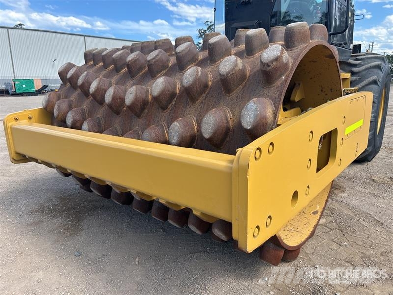 CAT CP-533E Padfoot Drum Compactor Ühe trumliga rullid