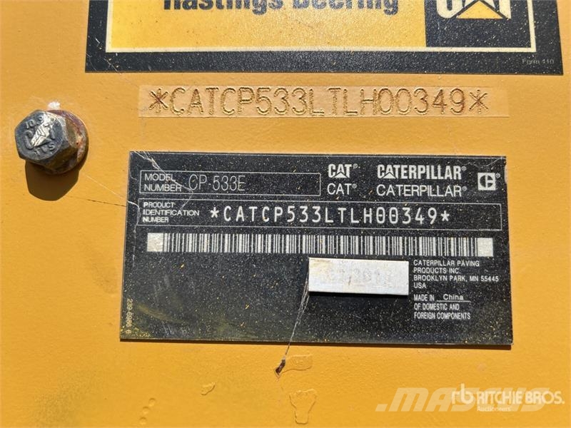 CAT CP-533E Padfoot Drum Compactor Ühe trumliga rullid