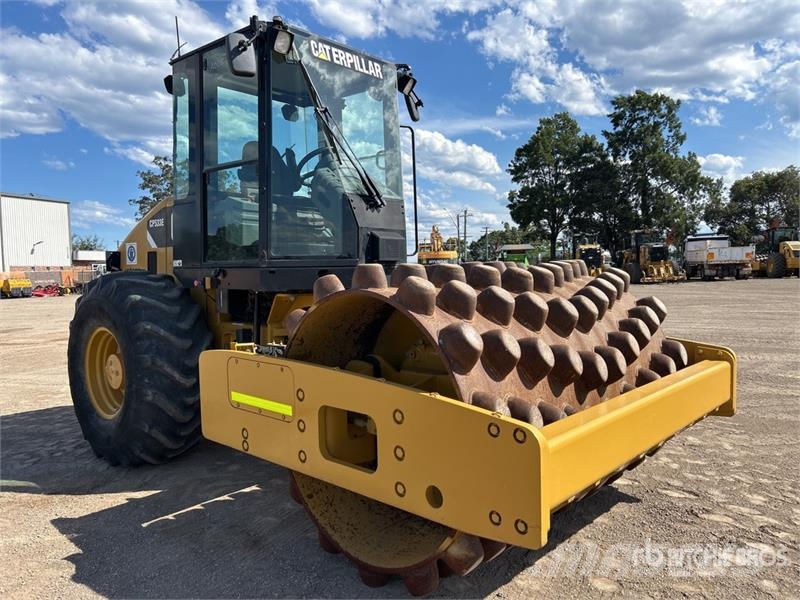 CAT CP-533E Padfoot Drum Compactor Ühe trumliga rullid