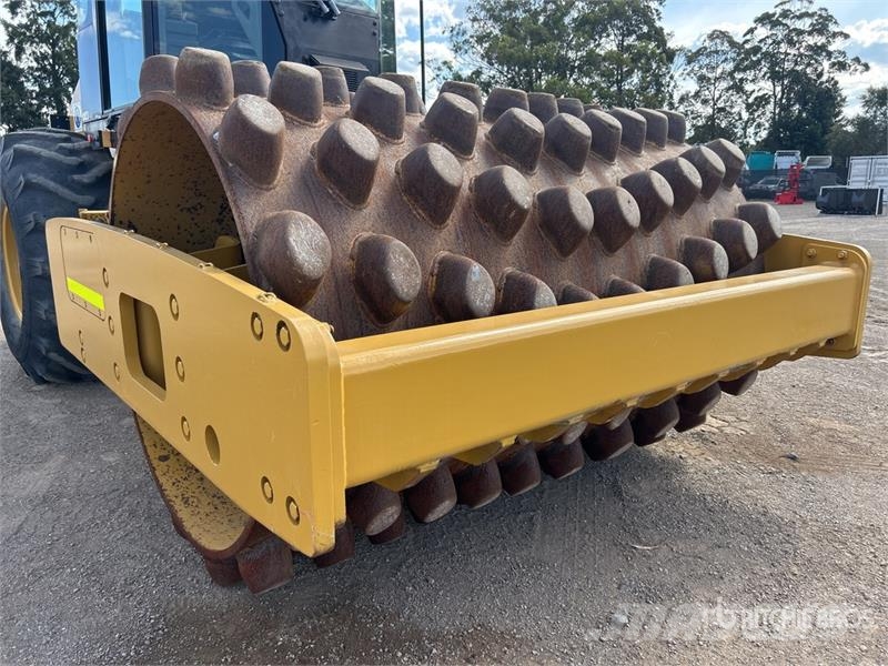 CAT CP-533E Padfoot Drum Compactor Ühe trumliga rullid