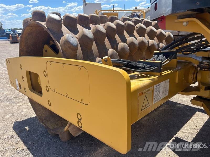 CAT CP-533E Padfoot Drum Compactor Ühe trumliga rullid