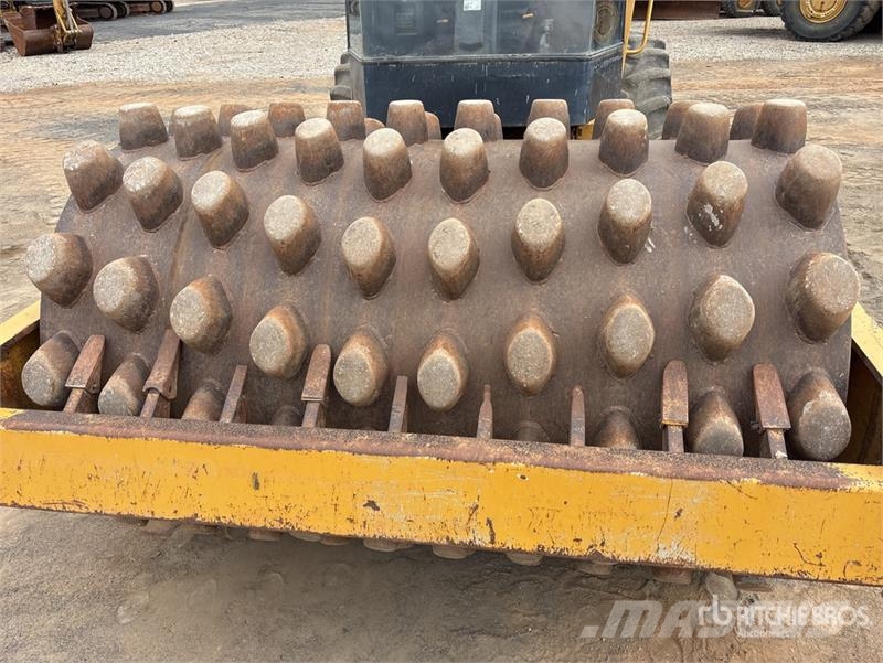 CAT CP-563C Padfoot Drum Compactor Ühe trumliga rullid