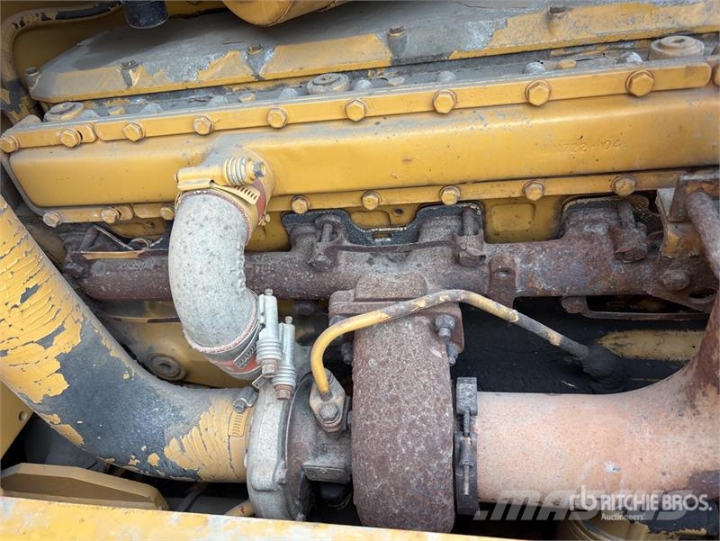 CAT CP-563C Padfoot Drum Compactor Ühe trumliga rullid