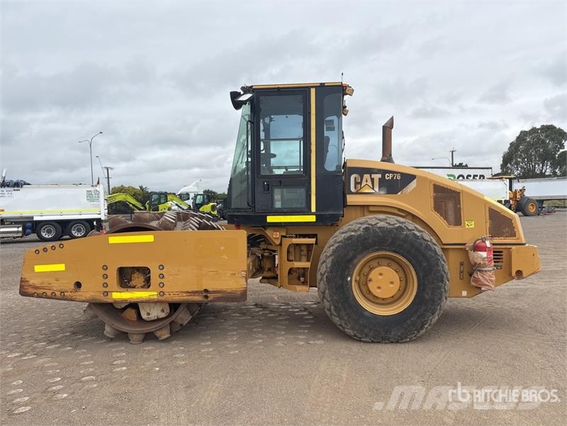 CAT CP76 Padfoot Drum Compactor مداحل أحادية الأسطوانة