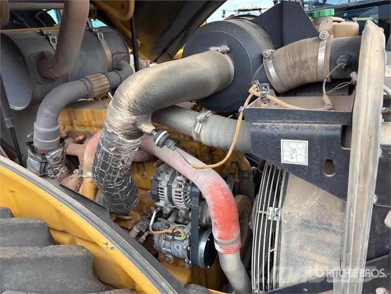 CAT CP76B Padfoot Drum Compactor Valjci sa jednim bubnjem