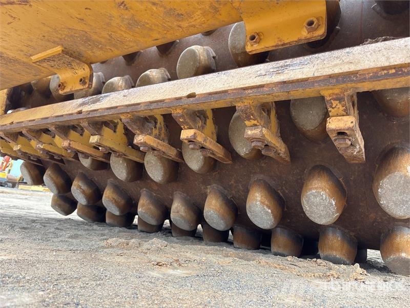CAT CP76B Padfoot Drum Compactor Valjci sa jednim bubnjem
