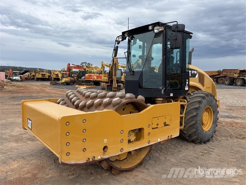 CAT CP76B Padfoot Drum Compactor Valjci sa jednim bubnjem