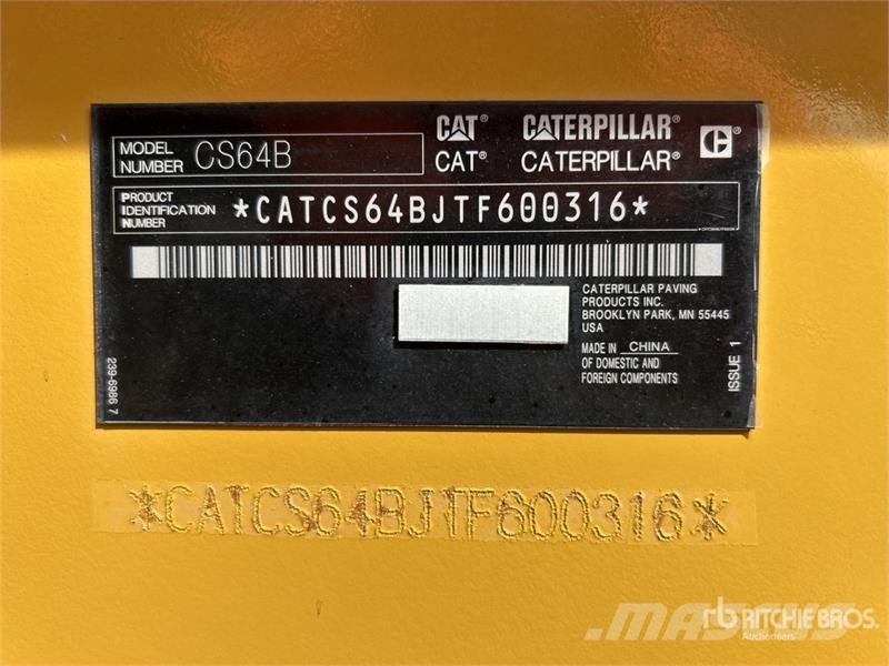CAT CS-64B Smooth Drum Compactor Trilrolwalsen