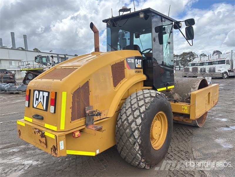 CAT CS-78B Smooth Drum Compactor 单轮压路机