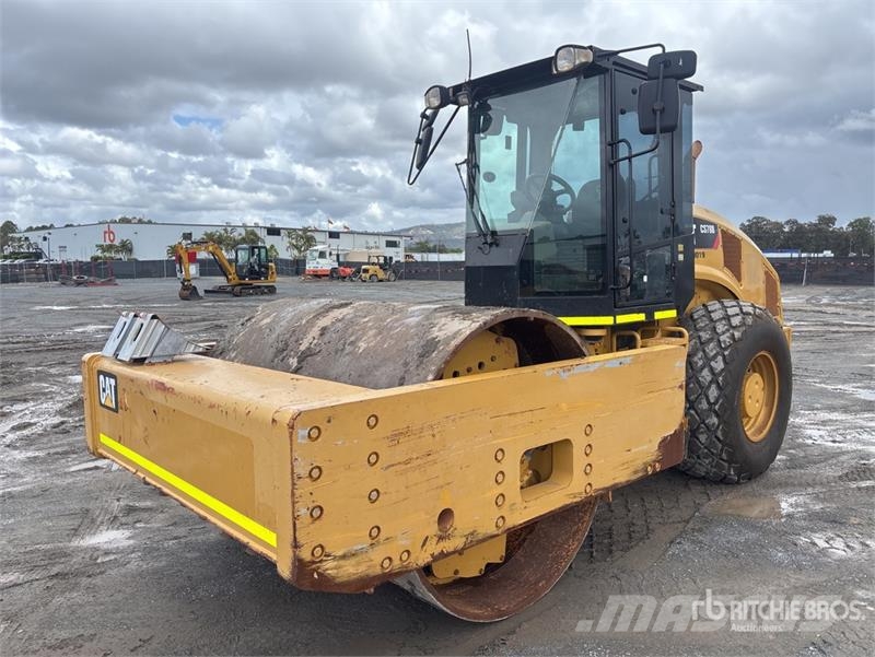 CAT CS-78B Smooth Drum Compactor 单轮压路机