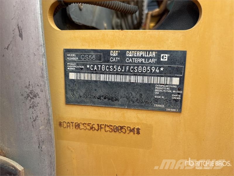 CAT CS56 Smooth Drum Compactor Ühe trumliga rullid