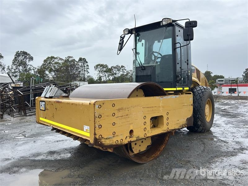CAT CS78b Smooth Drum Compactor Egydobos hengerek