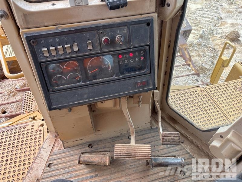 CAT D11R Crawler Dozer Buldožeri guseničari