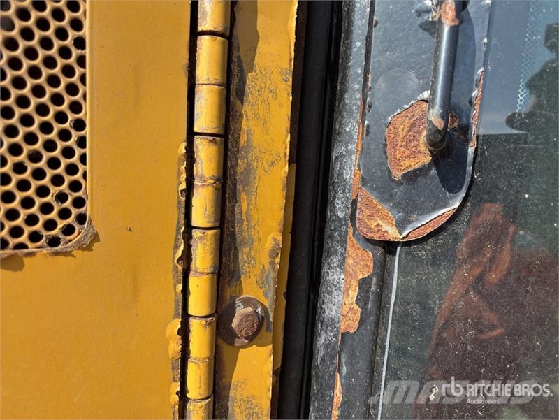 CAT D3K2 LGP lánctalpas dózerek
