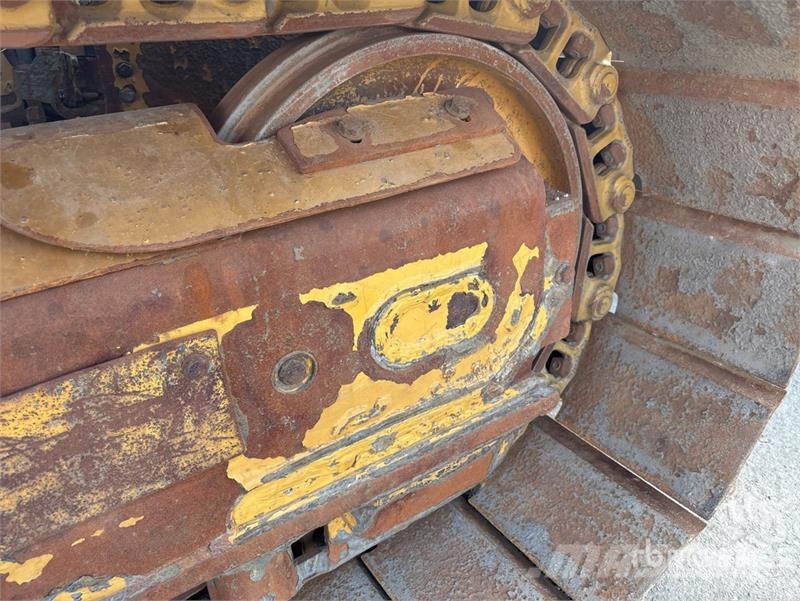 CAT D3K2 LGP lánctalpas dózerek