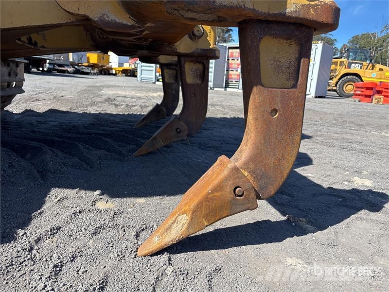 CAT D6 Bulldozer på larvebånd