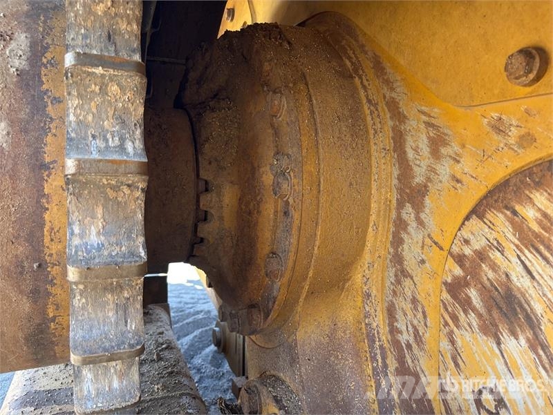 CAT D6 Bulldozer på larvebånd
