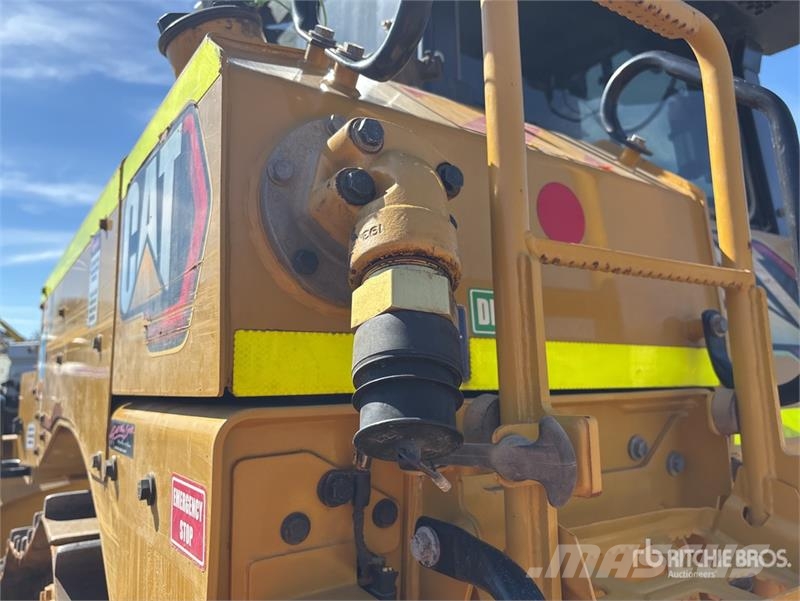 CAT D6 Bulldozer på larvebånd