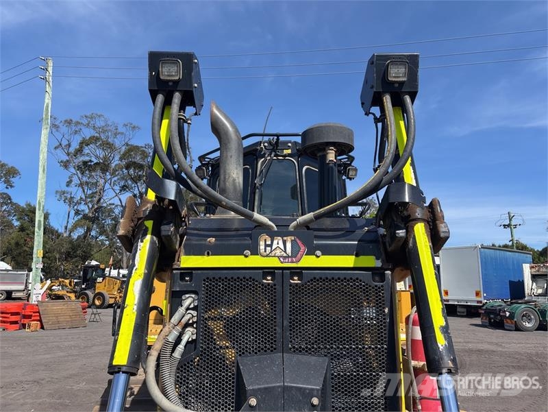 CAT D6 Bulldozer på larvebånd