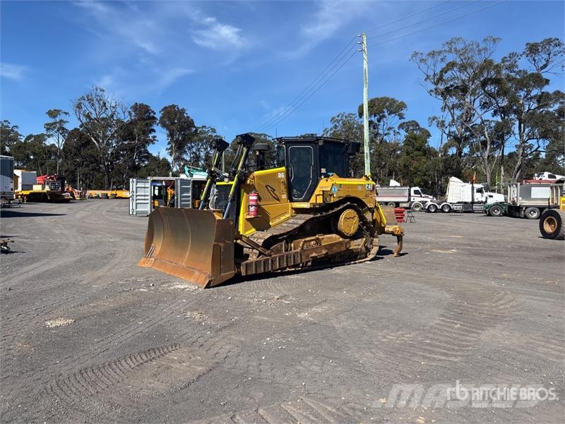 CAT D6 Bulldozer på larvebånd