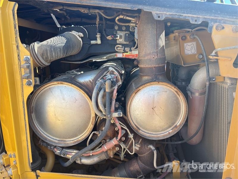 CAT D6 Bulldozer på larvebånd