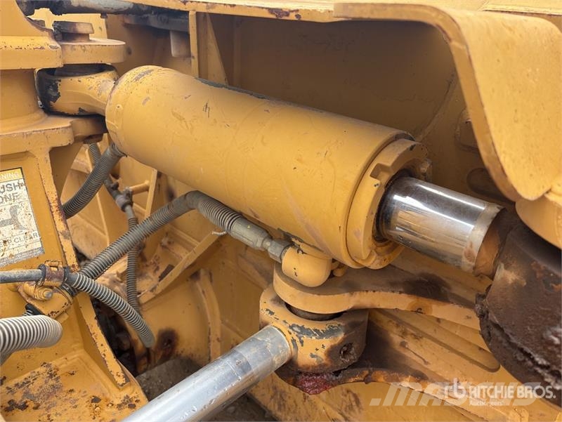 CAT D6N XL Bouteurs sur chenilles