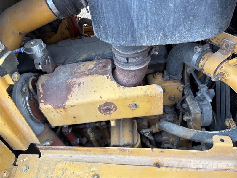 CAT D6R LGP Series III Buldožerji goseničarji