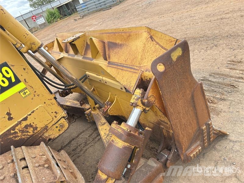 CAT D6T Crawler Dozer بلدوزرات مجنزرة