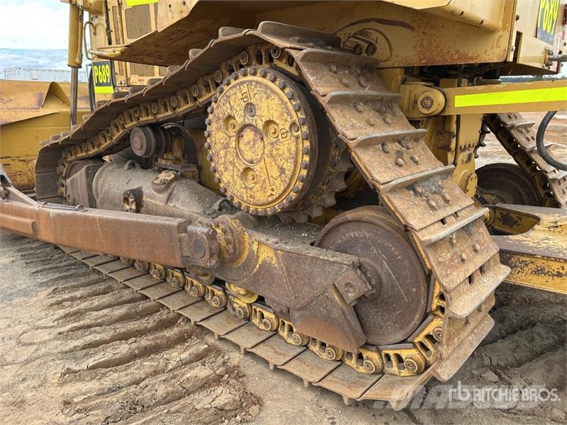 CAT D6T Crawler Dozer بلدوزرات مجنزرة