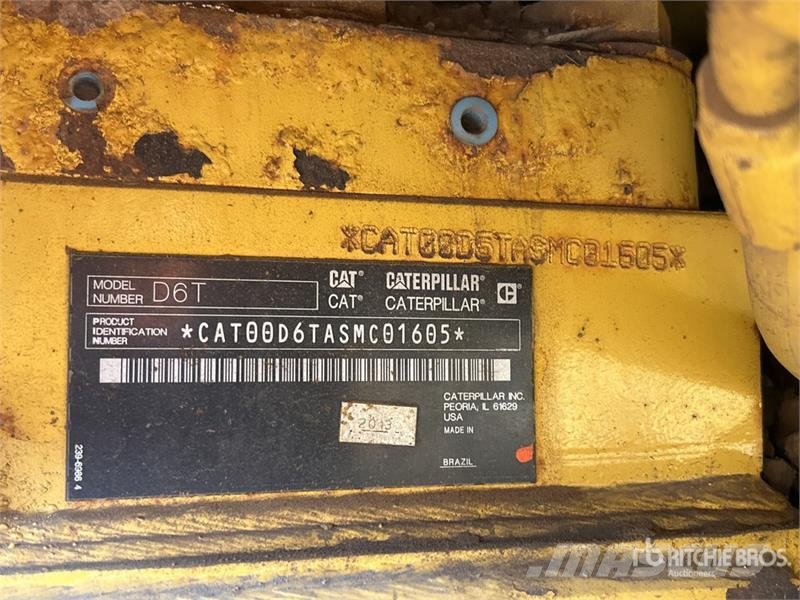 CAT D6T Crawler Dozer بلدوزرات مجنزرة