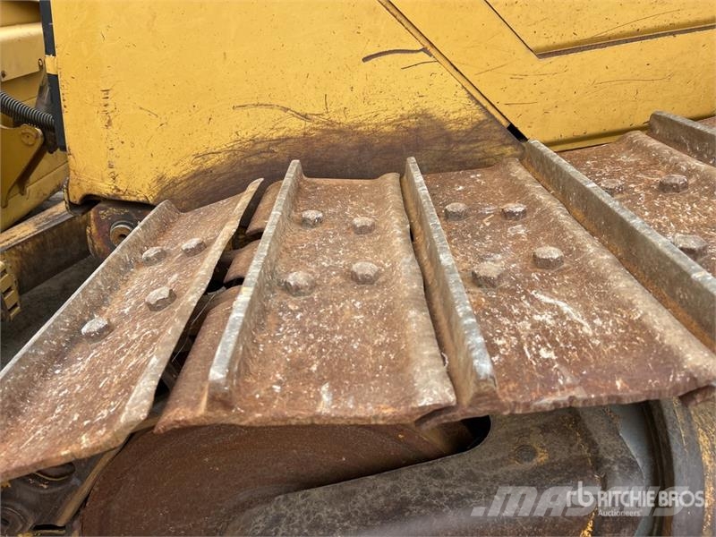 CAT D6T XL Crawler Dozer Buldozere pe senile