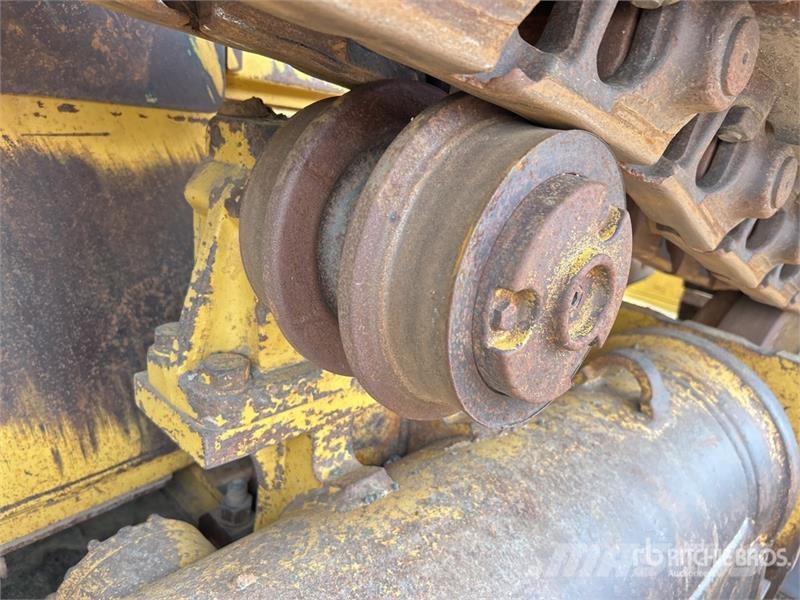 CAT D6T XL Crawler Dozer Buldozere pe senile