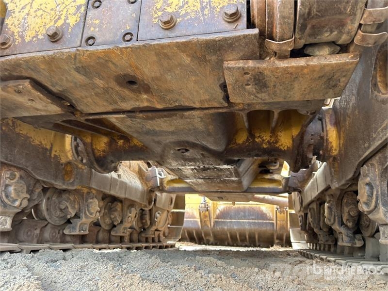 CAT D8R lánctalpas dózerek