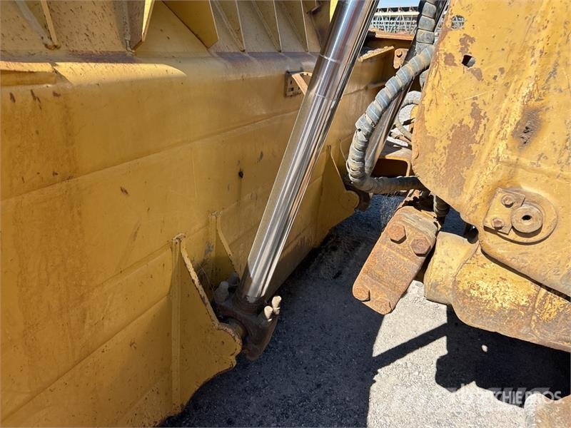 CAT D8R Dozer cingolati