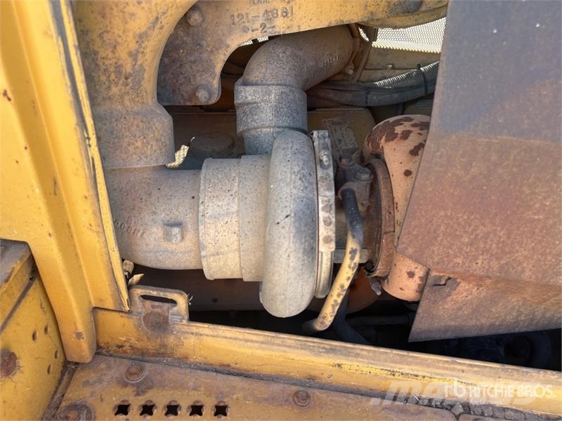 CAT D8R Dozer cingolati