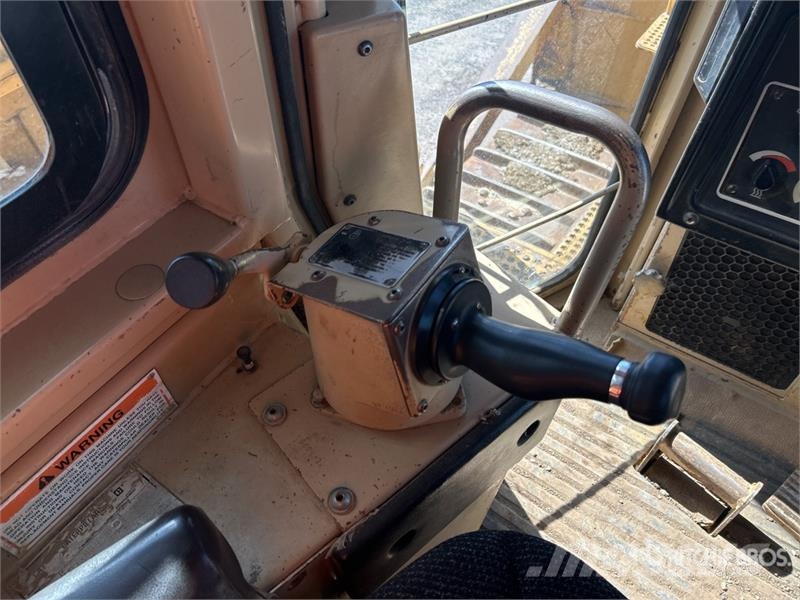 CAT D8R Dozer cingolati