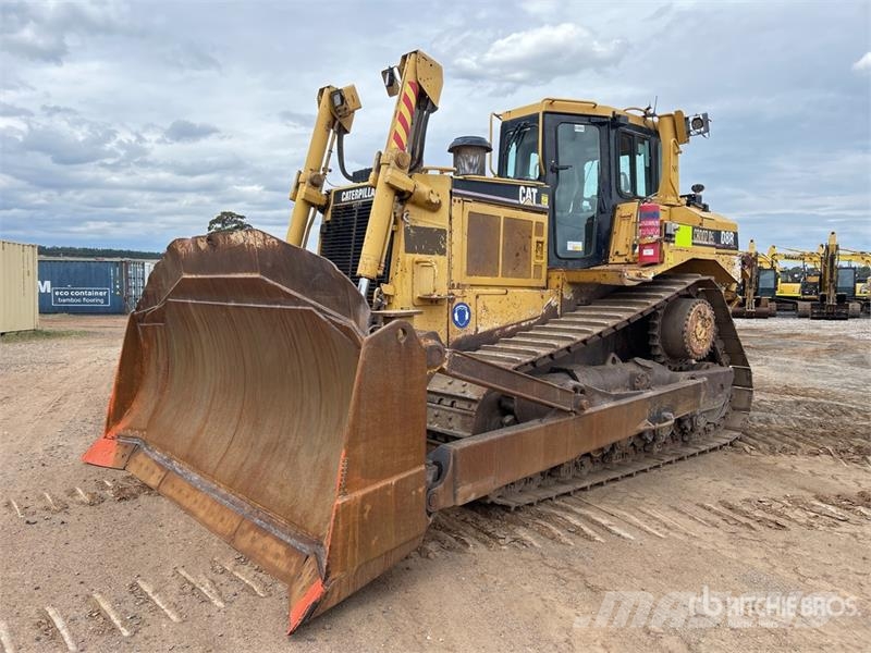 CAT D8R lánctalpas dózerek