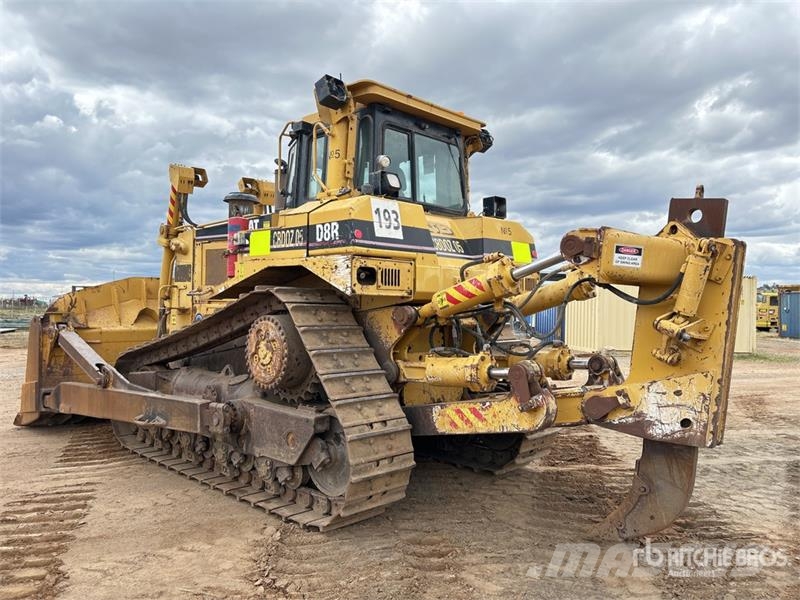 CAT D8R lánctalpas dózerek