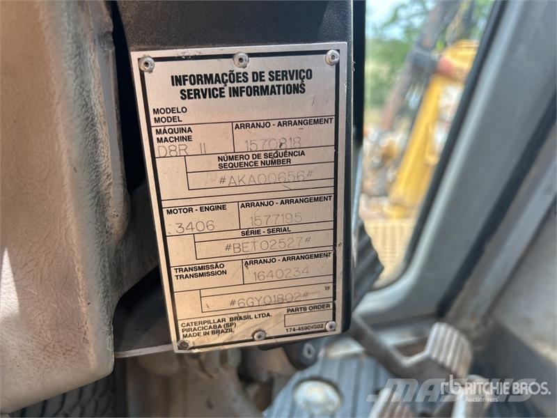 CAT D8R lánctalpas dózerek