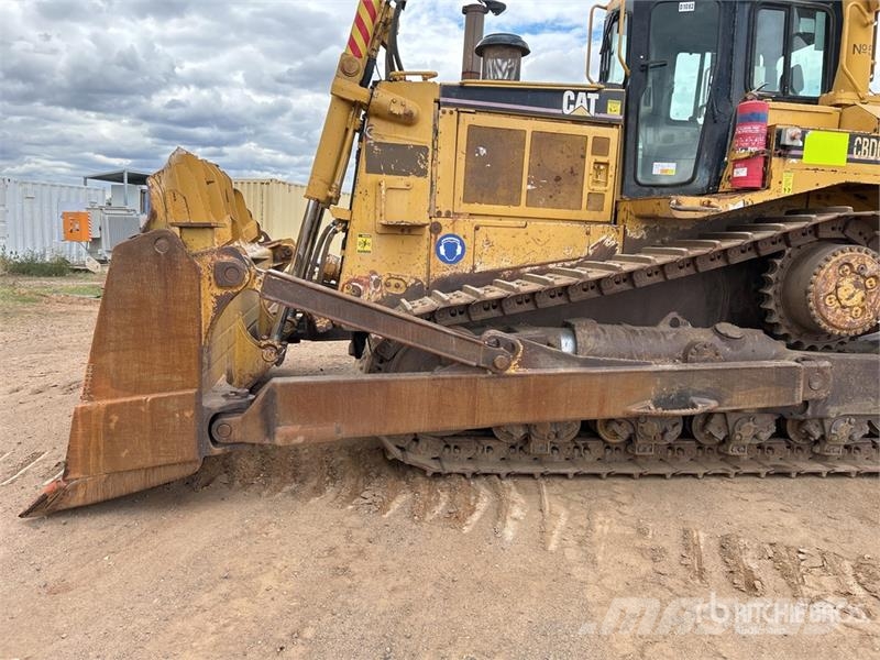 CAT D8R lánctalpas dózerek