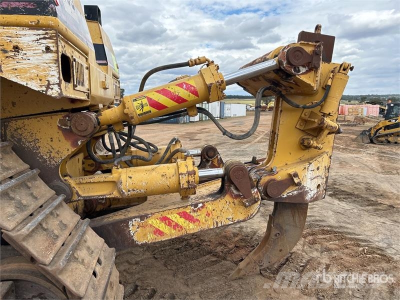 CAT D8R lánctalpas dózerek