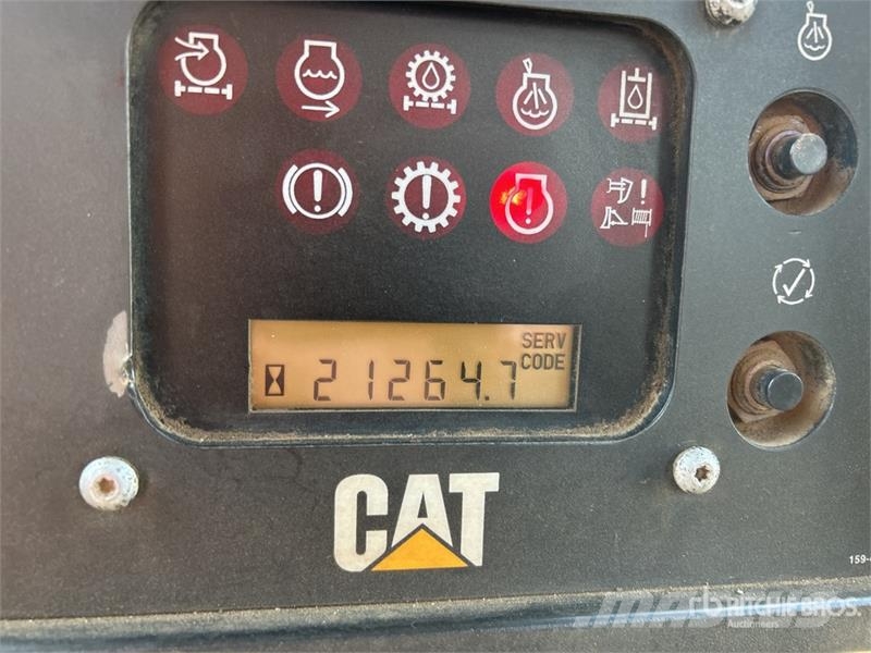 CAT D8R lánctalpas dózerek