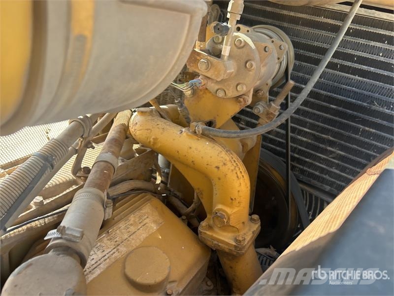CAT D8R Dozer cingolati